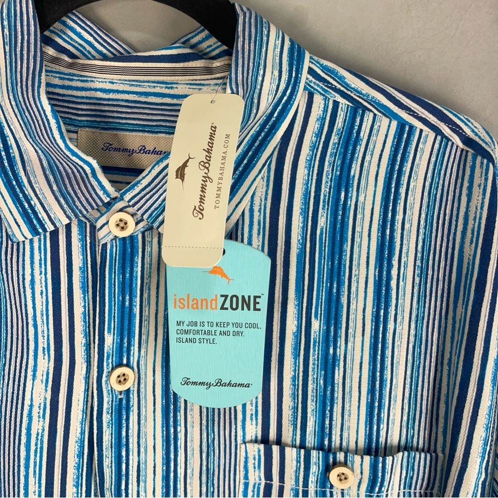 NWT Tommy Bahama men’s Silk shirt short sleeve size large White/blue Color - Picture 9 of 15